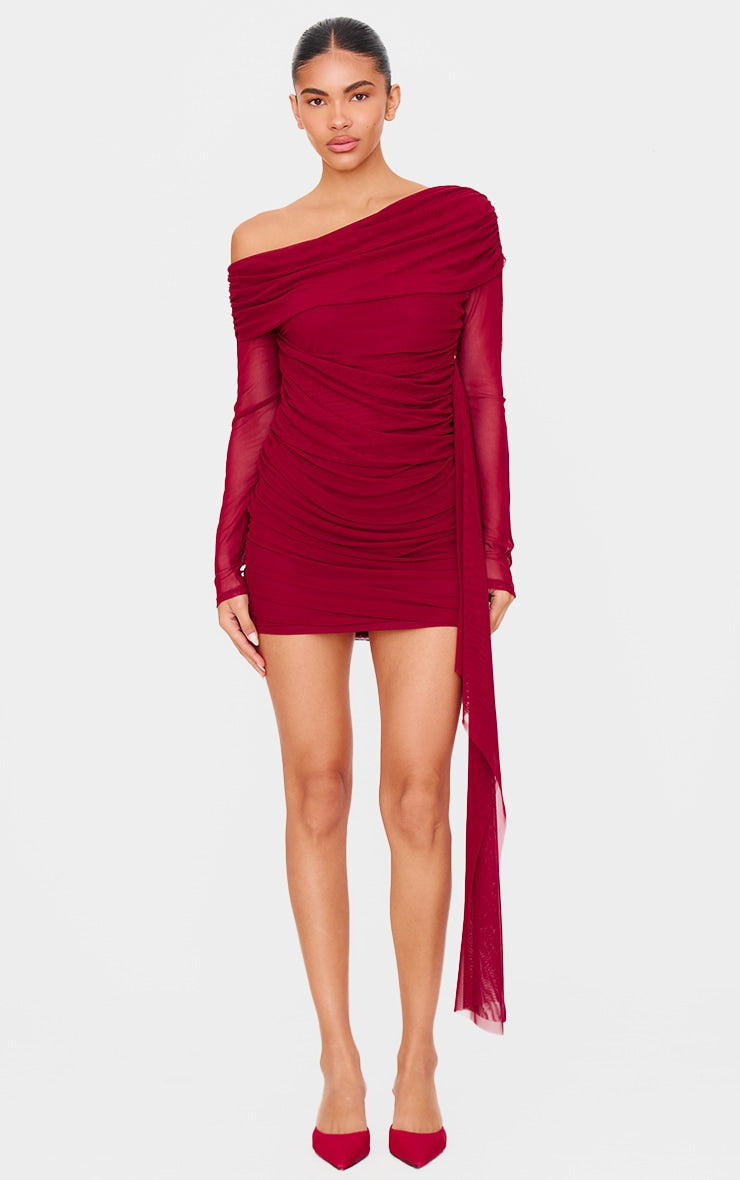 https://cdn-img.prettylittlething.com/0/6/6/1/06616a9fb697635ae7ca400ee0ee9ef56ed9f823_cnl2940_1.jpg