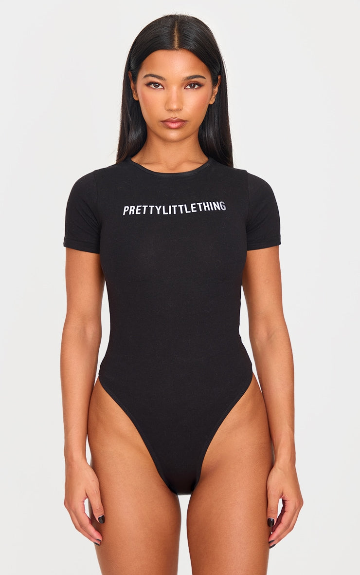 https://cdn-img.prettylittlething.com/0/b/4/0/0b401dde653fa546adefa0f874eefaa2818d8c7a_cnf2362_2.jpg
