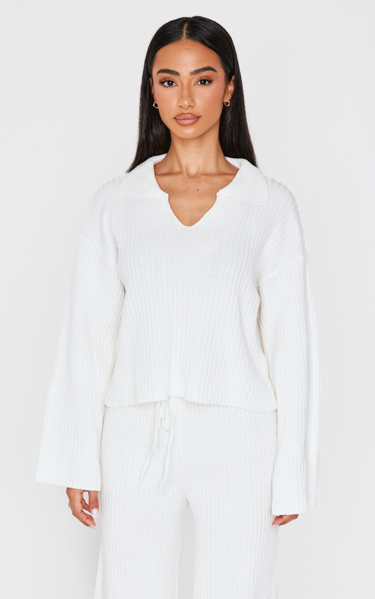 https://cdn-img.prettylittlething.com/0/d/6/e/0d6eefdfcfecf2b941bc67cd0ac6ef66a6346d66_cnl9163_1.jpg