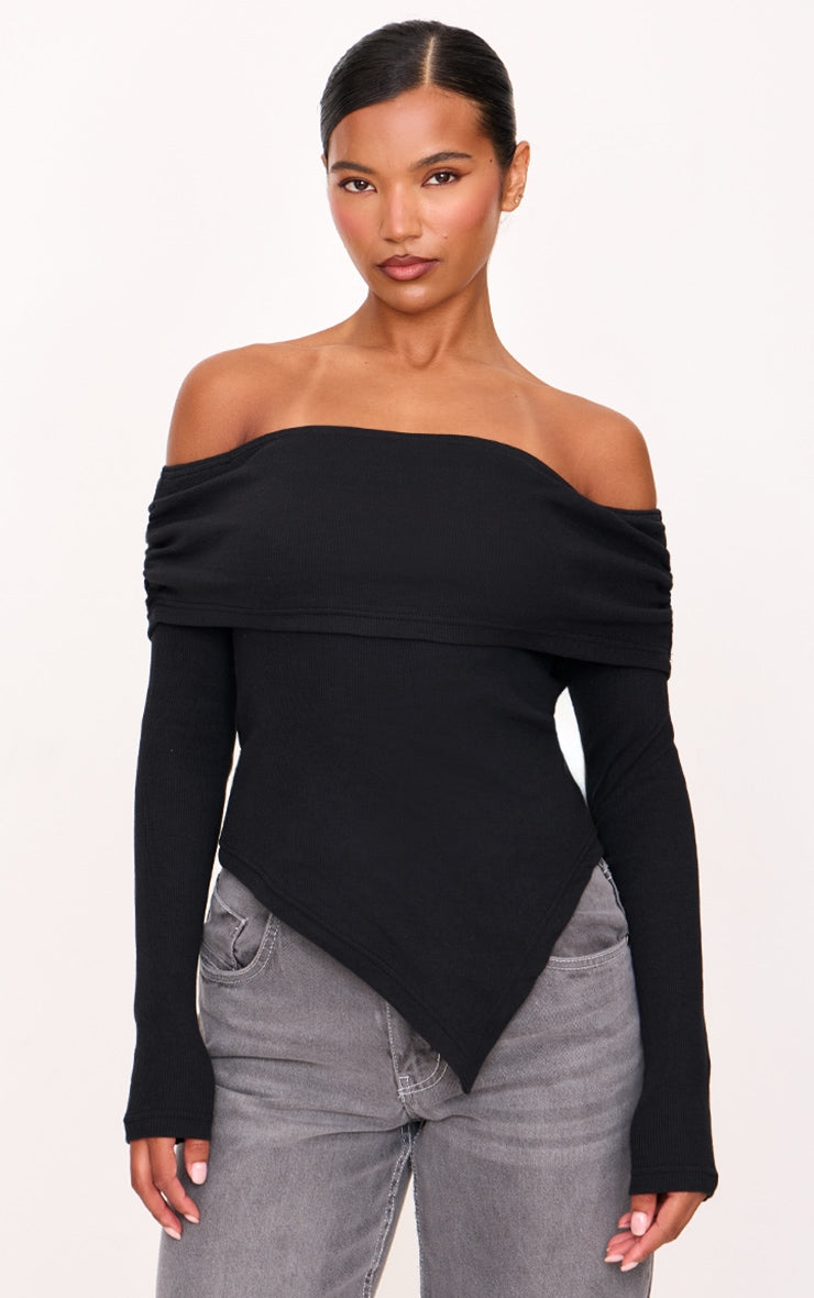 https://cdn-img.prettylittlething.com/1/d/9/c/1d9c7f0325dc834642b8737d9acdf23b6b8f8607_cnl8757_1.jpg