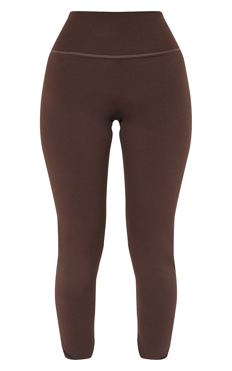 https://cdn-img.prettylittlething.com/1/e/b/8/1eb8fa08dd9064a121608c0e6d13d853f99b3790_cnl7314_5.jpg