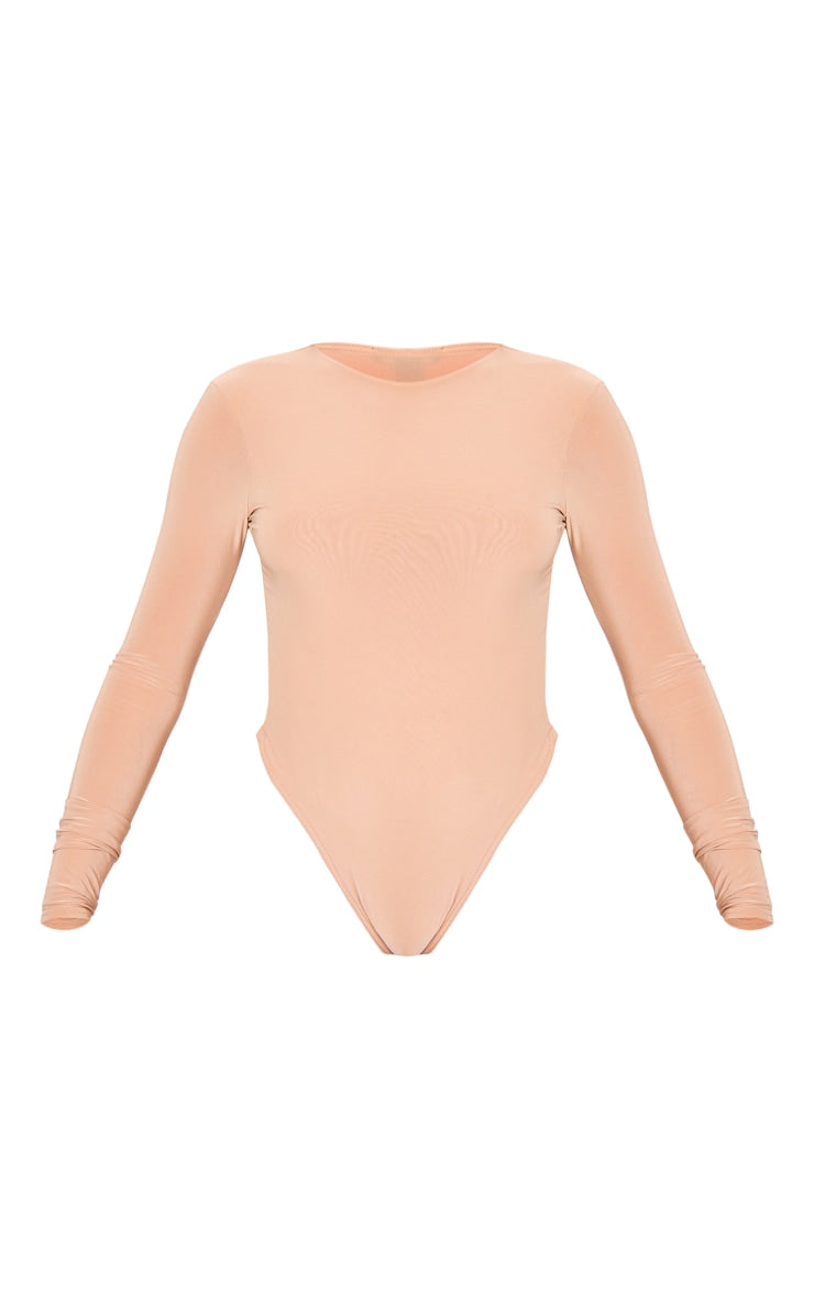 https://cdn-img.prettylittlething.com/3/5/e/4/35e47a28a0fe43a5e6015933f1656a9be2c00cc0_cnf0766_5.jpg