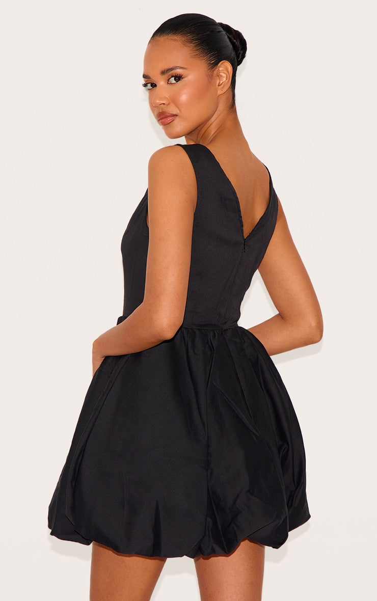 https://cdn-img.prettylittlething.com/4/0/2/f/402f78344b0fade0c671076ebcb73a67d367d67a_cnk1232_2.jpg