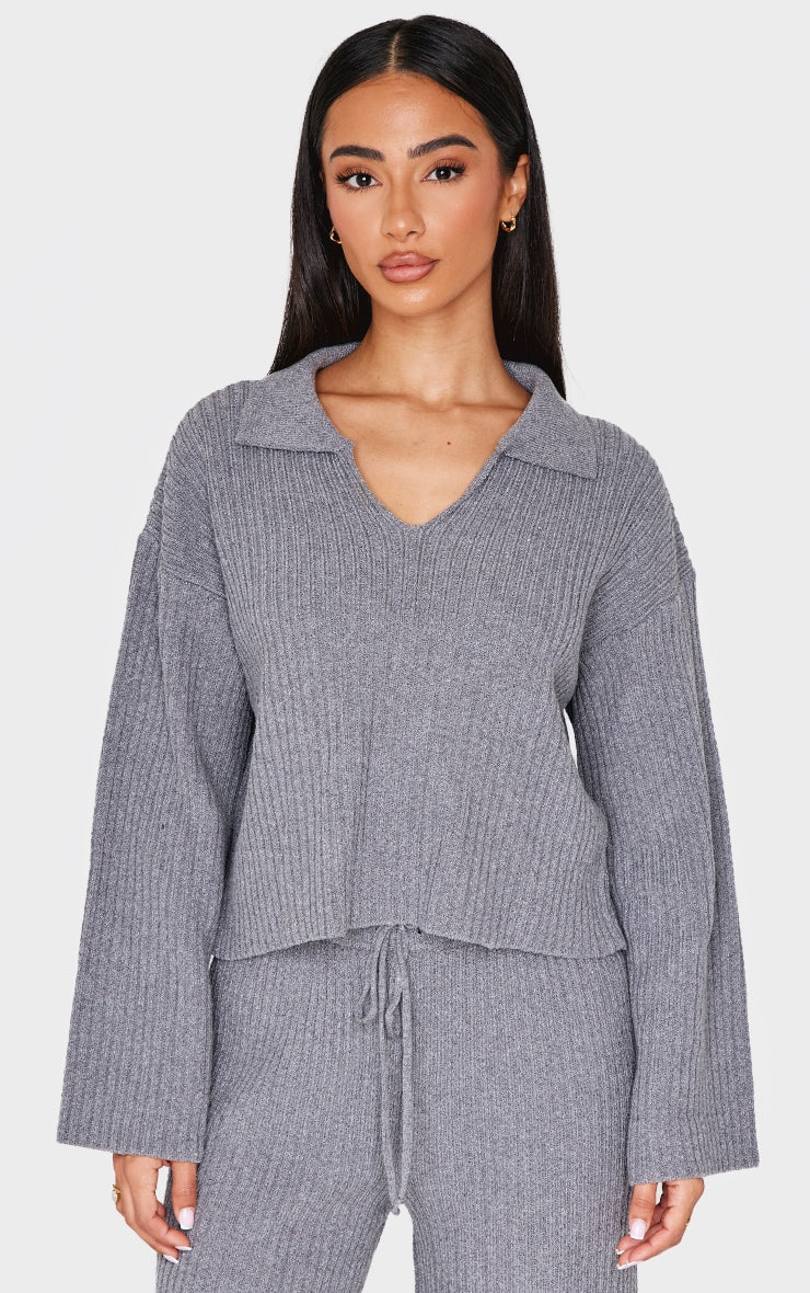 https://cdn-img.prettylittlething.com/5/e/9/b/5e9b24cbf71c91fdcf589388685bd127c3354411_cnl9165_1.jpg