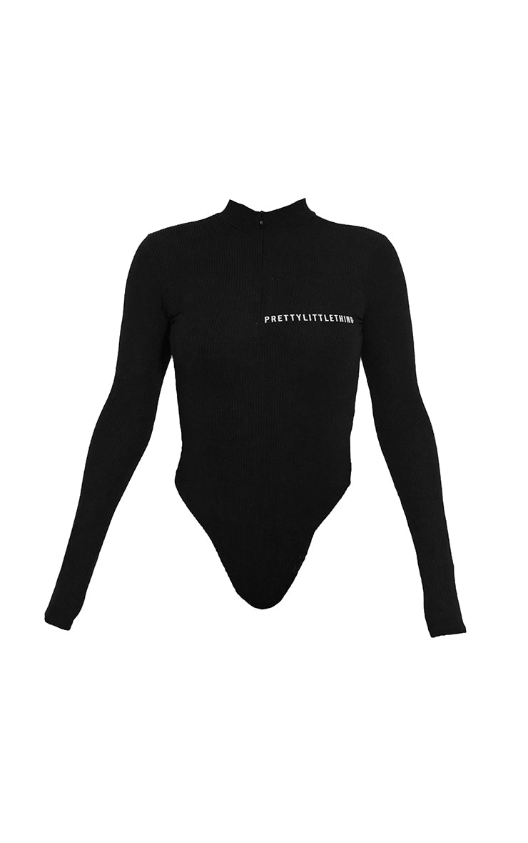 https://cdn-img.prettylittlething.com/8/c/e/0/8ce021b26d085b9a0dc088fabfcc4e2a57e97b4d_cmw7129_5.jpg