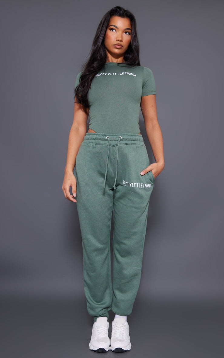 https://cdn-img.prettylittlething.com/a/2/3/0/a230113cdd8c0a9874debcc9d56fc0fbeeba9f00_cnc0631_3.jpg