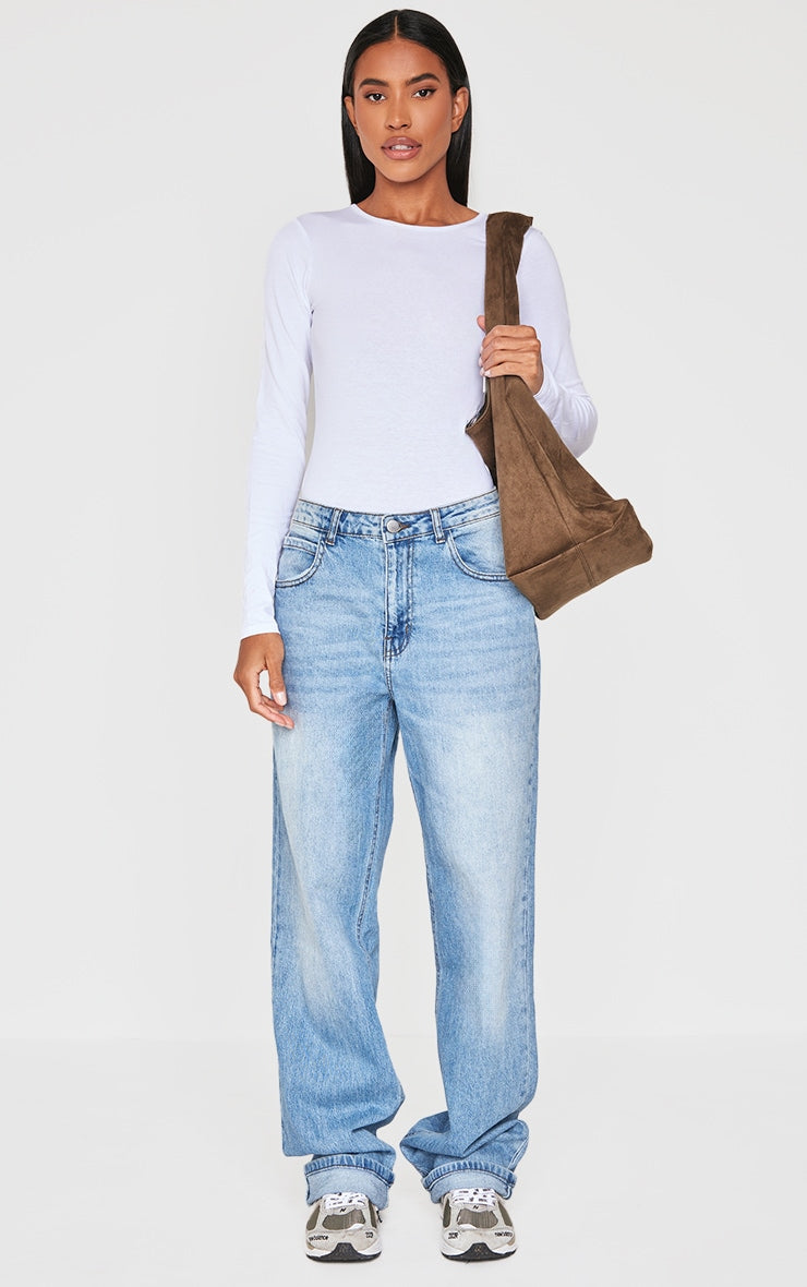 https://cdn-img.prettylittlething.com/a/2/c/b/a2cb3000669c2171f906c204fa801b22ef9f37ca_cmp1943_3.jpg