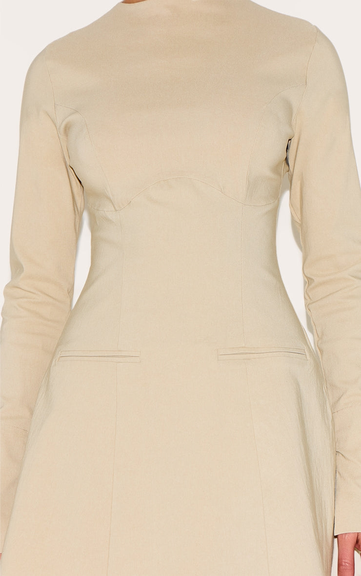 https://cdn-img.prettylittlething.com/a/4/7/1/a471934f25e4904b924b74127c492e11c2d672d1_CNM9189_4_beige_woven_boat_neck_flare_sleeve_shift_dress.jpg