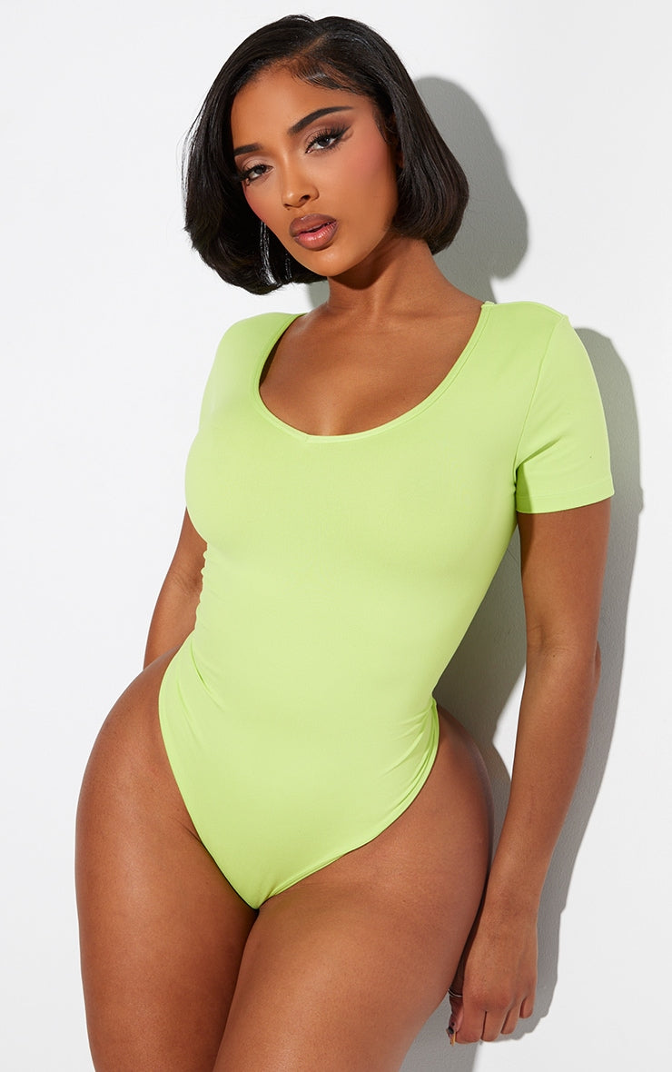 https://cdn-img.prettylittlething.com/a/4/9/c/a49ca011472522203b06f299ccc29aabd2720e66_cni3058_1.jpg