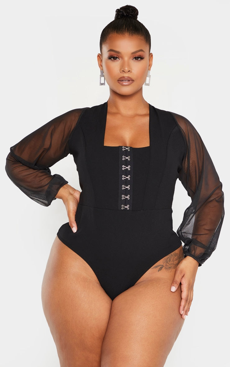 https://cdn-img.prettylittlething.com/b/1/2/c/b12ce37eb45efaa32b565fab857256216f2763ff_cme0982_2.jpg