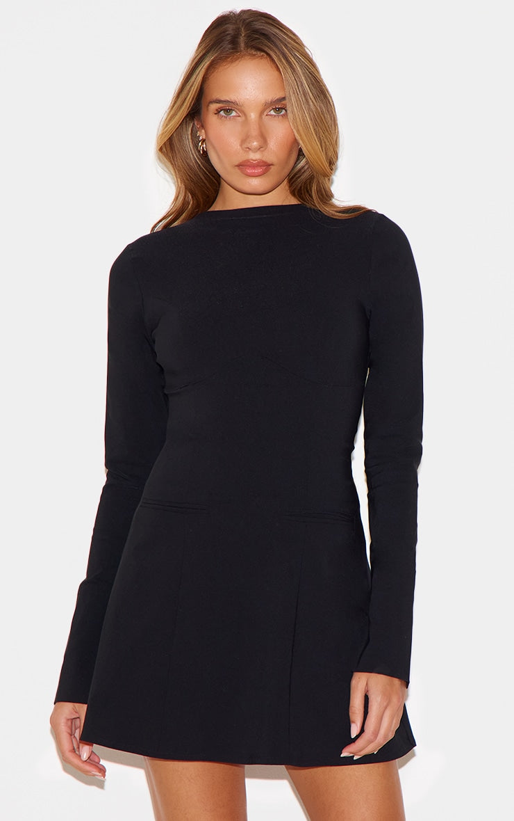 https://cdn-img.prettylittlething.com/b/9/f/0/b9f0fbfdcfcade9a9145f842dc92758f9b22b76b_cnm2779_1.jpg
