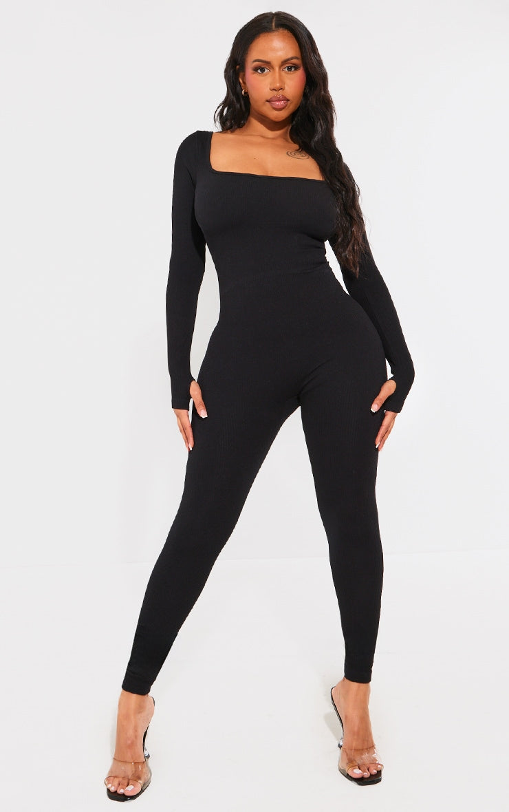 https://cdn-img.prettylittlething.com/b/b/f/7/bbf726870967cbc797a114754179981f145fb102_cni2028_1.jpg