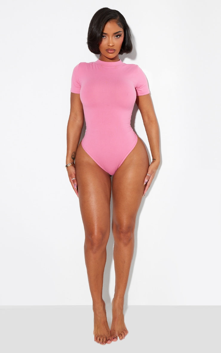 https://cdn-img.prettylittlething.com/c/8/7/0/c870921cd3086f36b800499311aa74d1fb460311_cni3062_3.jpg
