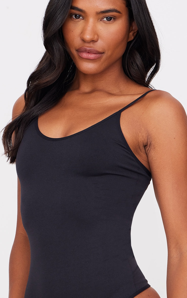 https://cdn-img.prettylittlething.com/f/f/7/9/ff793e7e4dee9e78121cb6e0b48ea7876f52f774_cna3355_4.jpg