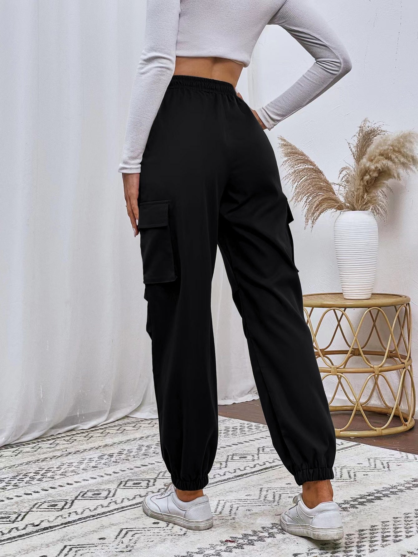 Flap Pocket Drawstring Waist Cargo Trousers