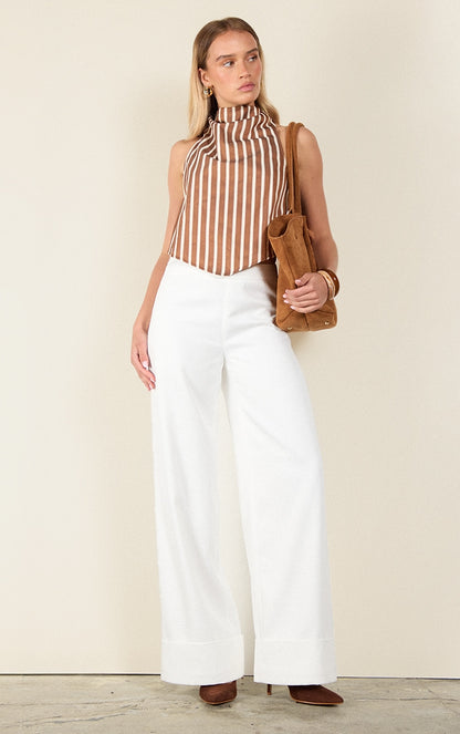 https://cdn-img.prettylittlething.com/0/0/2/2/0022ceb831c87254970cab77ea88ada64187128f_CNM5326_3_chestnut_cotton_look_striped_halterneck_top.jpg
