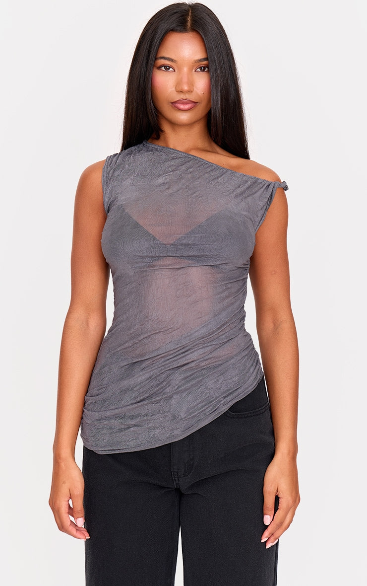 https://cdn-img.prettylittlething.com/0/f/8/9/0f89eef9134558aa93beadf70125c14da099cc54_cnm1500_1.jpg