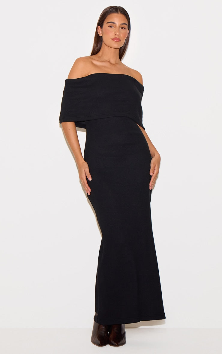 https://cdn-img.prettylittlething.com/1/3/0/3/13039b20e273f9c3466acefa19c56ac3efa79744_cnl8687_1.jpg