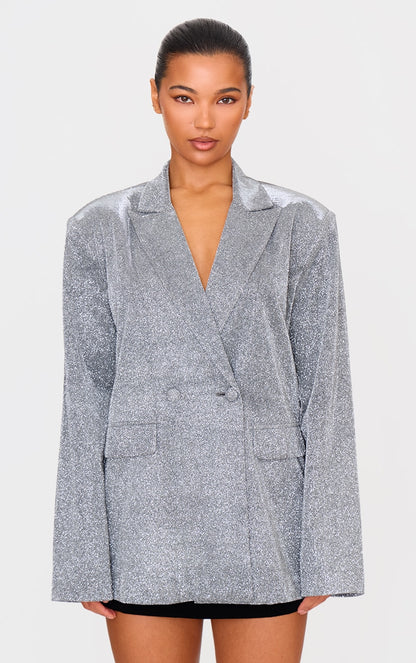 https://cdn-img.prettylittlething.com/1/8/1/d/181d037cde19868122920d9f8c475f207d24ffcf_cnk1402_1.jpg