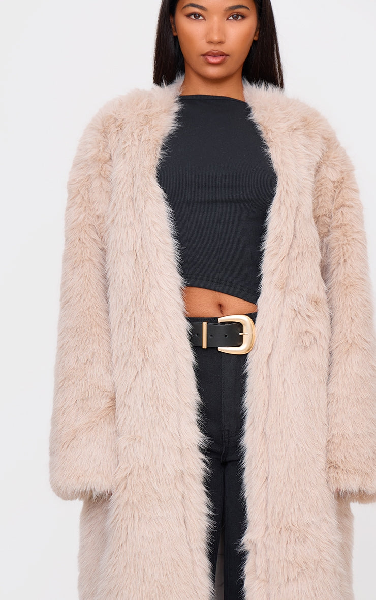 https://cdn-img.prettylittlething.com/3/6/8/9/368956ca4af811601da1acb08a5f3574bdc578ac_cnf4918_4.jpg