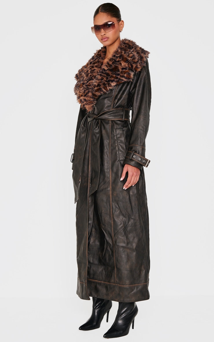 https://cdn-img.prettylittlething.com/3/d/f/b/3dfb53edb5b9f3af936e9328a36bbd0341ecca85_cnj9047_3.jpg