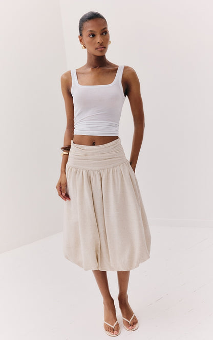 https://cdn-img.prettylittlething.com/4/4/f/f/44ffdad7d3579eefc52f9546334647e37ba14459_CNM3751_3_white_sheer_soft_touch_scoop_neck_long_vest_top.jpg