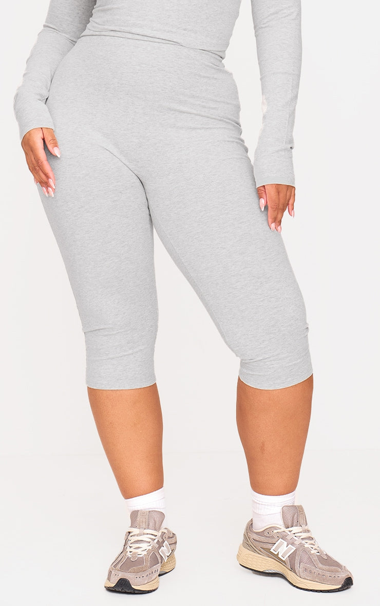https://cdn-img.prettylittlething.com/4/c/4/4/4c44be139b647c19119ea53bb432e11a1b55fe0c_cnl6905_8.jpg