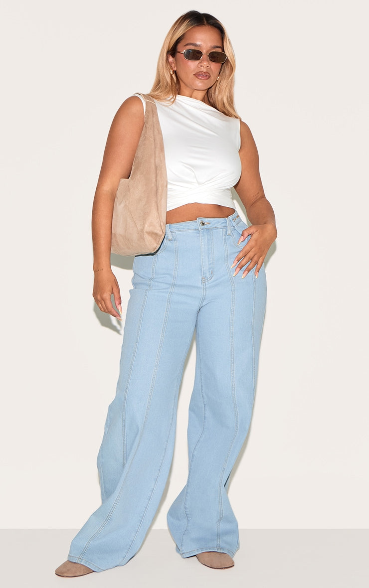 https://cdn-img.prettylittlething.com/4/e/3/7/4e374d415fb70fadbd82ff26abeff8e0035ba90d_CNM8576_3_shape_white_super_soft_off_shoulder_twist_front_top.jpg