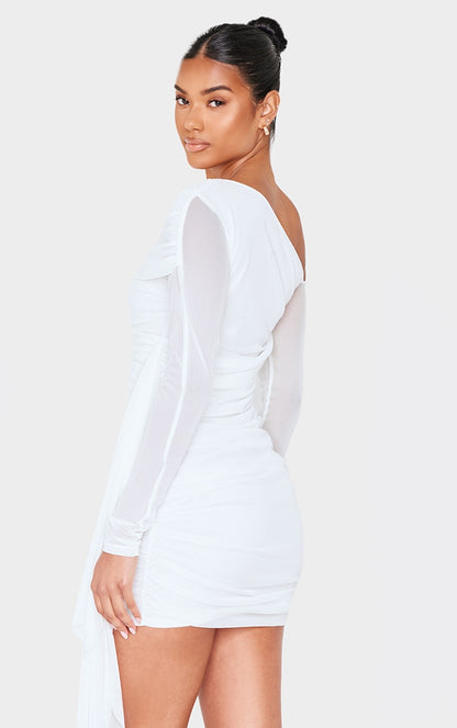 https://cdn-img.prettylittlething.com/5/2/6/9/5269c85f95a00001092ce412cd301058ee5e4ec4_cnl4475_2.jpg