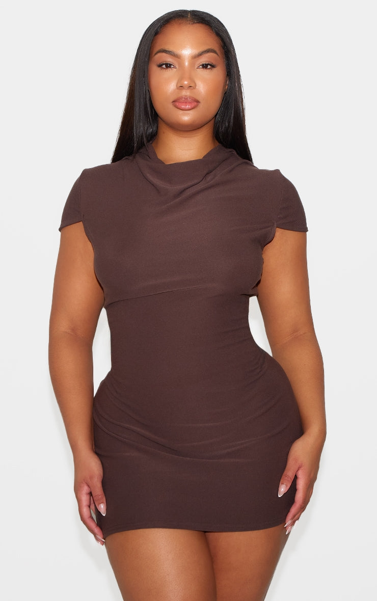 https://cdn-img.prettylittlething.com/5/7/e/5/57e50ba2cc035927eeec67686e378bff77535b65_cnl7570_6.jpg