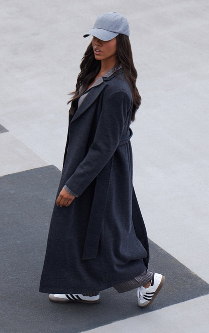 https://cdn-img.prettylittlething.com/5/b/2/a/5b2aba81ecf67fa9ac82608ee5a10daed976a53e_cnj9100_3.jpg