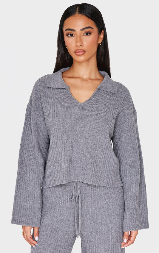 https://cdn-img.prettylittlething.com/5/e/9/b/5e9b24cbf71c91fdcf589388685bd127c3354411_cnl9165_1.jpg