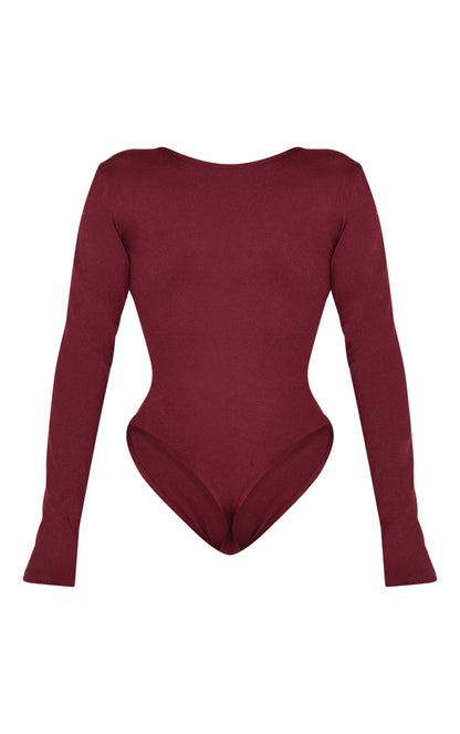https://cdn-img.prettylittlething.com/7/5/4/c/754cceb2bd3771be444218ae61d62b7c8ab533d1_CNL9496_6_shape_burgundy_sculpted_v_neck_long_sleeve_bodysuit.jpg