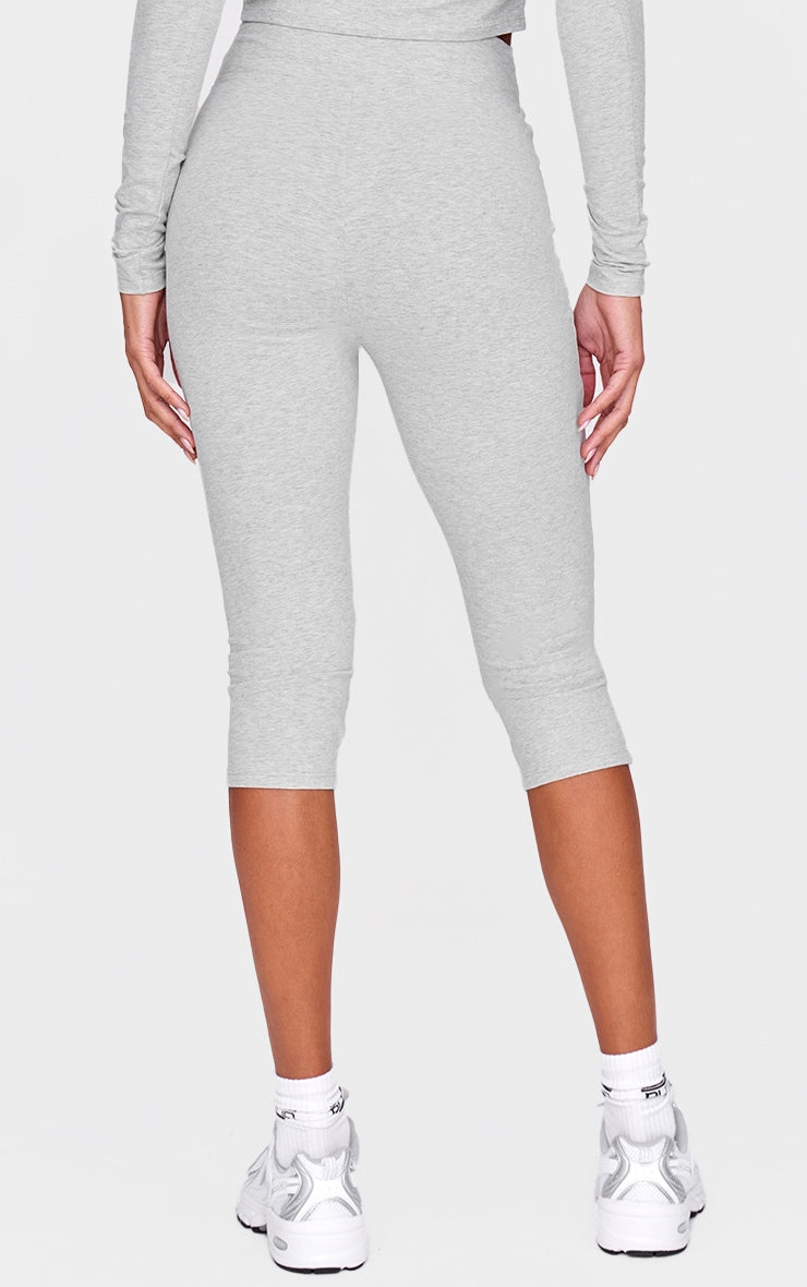 https://cdn-img.prettylittlething.com/7/c/b/2/7cb234d41252d2b4b1782957d874375f0b1e40f8_cnl6905_3.jpg