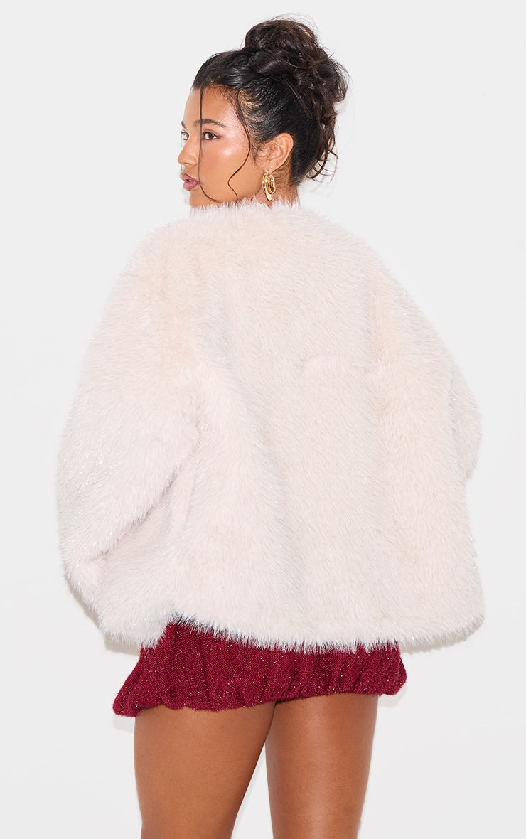 https://cdn-img.prettylittlething.com/7/c/f/3/7cf33978b6b69e3e3f83763929eb4185df210821_cnk1418_2.jpg
