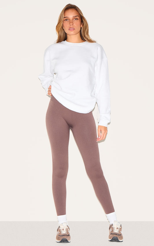 https://cdn-img.prettylittlething.com/7/d/a/7/7da7fc729b0385496314acba7f156483e59ef25d_cmw0071_1.jpg