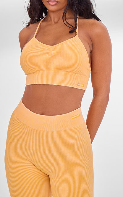 https://cdn-img.prettylittlething.com/7/e/1/5/7e1582c00a949a939ed8280bcb1b23c0e0871b84_cni7366_4.jpg
