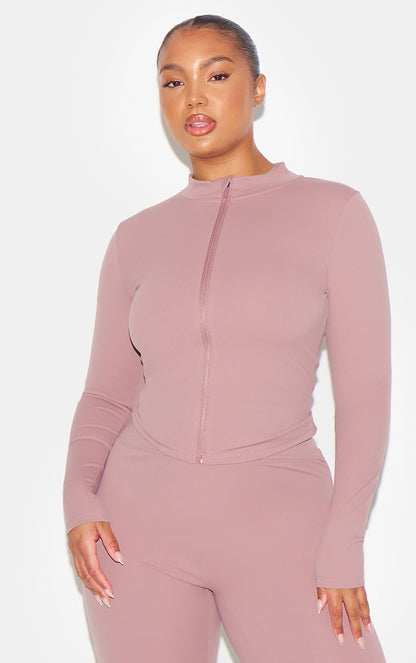 https://cdn-img.prettylittlething.com/9/2/0/5/9205a43718923663160db4d5a42bce6ae238cea3_CNL7883_6_mauve_sculpt_jacket.jpg