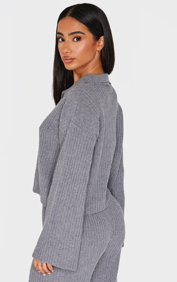 https://cdn-img.prettylittlething.com/9/2/0/9/9209bab59e52f504a415fc138e7efcbc4cfa5296_cnl9165_2.jpg