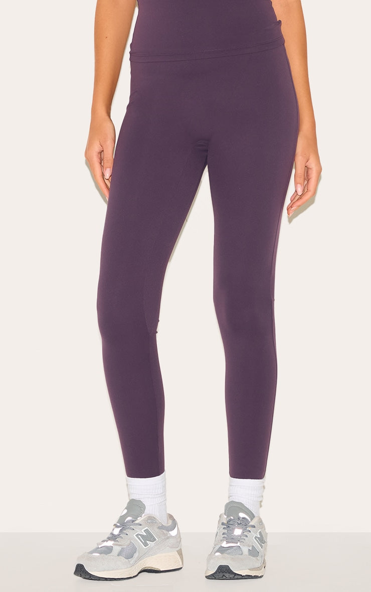 https://cdn-img.prettylittlething.com/9/9/b/e/99be343dee1b5267413e6e66a6b6696be5c49ea6_CNL7810_2_dark_plum_sculpt_super_high_waist_leggings.jpg