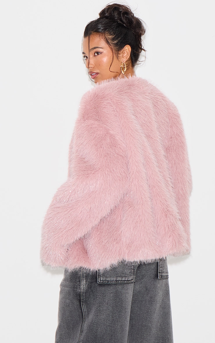 https://cdn-img.prettylittlething.com/b/4/e/f/b4ef7357fc20206a8d1646835de3b13b62573713_cnk1411_2.jpg