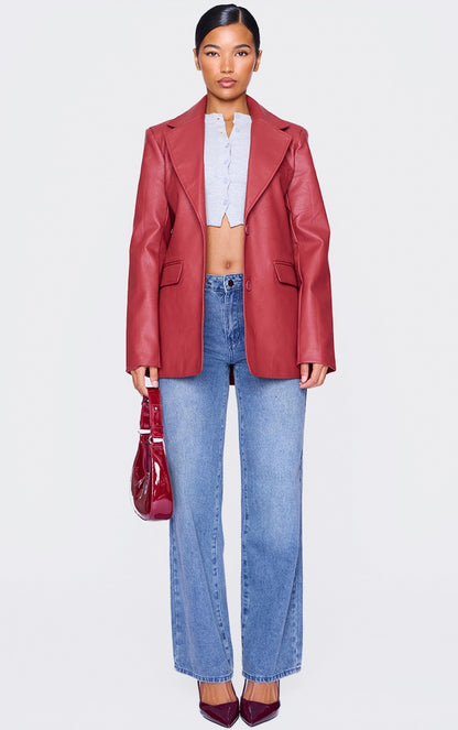 https://cdn-img.prettylittlething.com/b/f/a/b/bfab852c3664f101c7a6082f5d69d343a71b9e09_cnj9070_1.jpg