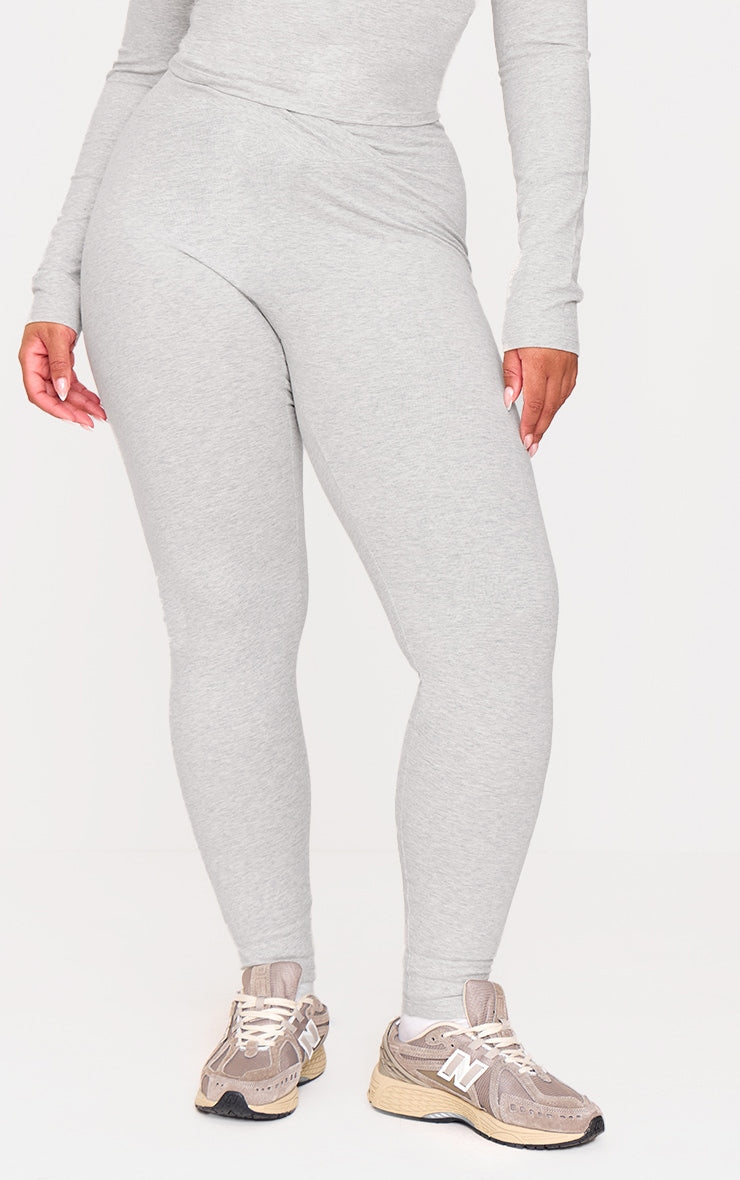 https://cdn-img.prettylittlething.com/c/9/0/0/c900c447163388a17d57c48c0896aee7a947554d_cnl6476_7.jpg