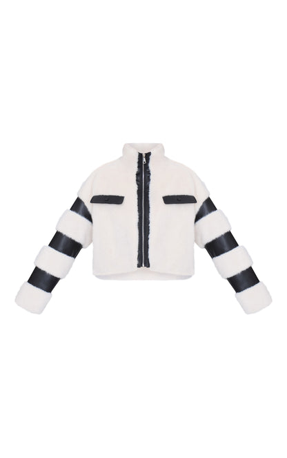 https://cdn-img.prettylittlething.com/d/a/9/d/da9de0b6a13cfe0599035f2b1ea228ae6ff7ba8f_cnj9458_5.jpg