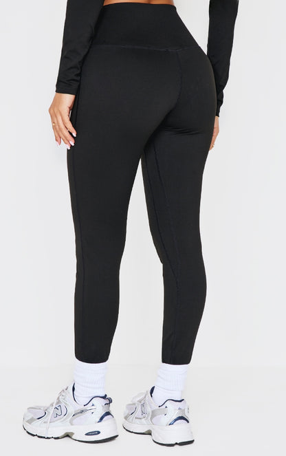 https://cdn-img.prettylittlething.com/e/1/e/0/e1e068d1fb15f1b770ef200f599b4afe0850cfc9_cnl7315_3.jpg