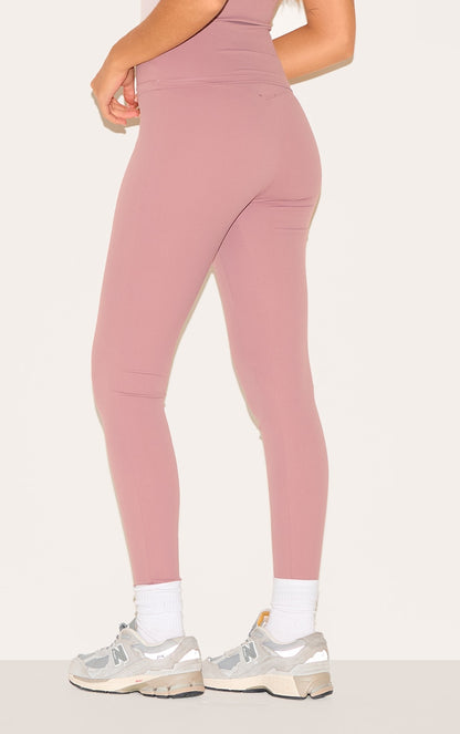 https://cdn-img.prettylittlething.com/e/3/d/2/e3d2bdc7ad8347fdd1217de03e34cbc9dea257ec_CNL8671_3_mauve_sculpt_super_high_waist_leggings.jpg