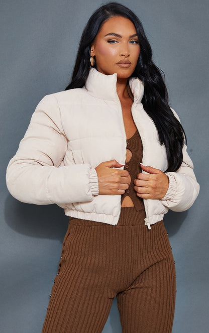 https://cdn-img.prettylittlething.com/e/6/b/4/e6b4e8240a1234d9bbc776a23ca46fa76fe44163_cmt0612_1.jpg
