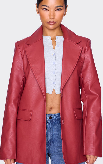 https://cdn-img.prettylittlething.com/f/4/0/d/f40de99affb7f86e66c7b86595e1553df0b8c817_cnj9070_4.jpg