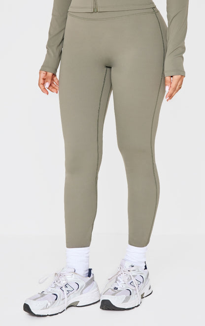 https://cdn-img.prettylittlething.com/f/7/5/e/f75e74e842bae8dc0555b82b703dd320674aa360_cnl7316_2.jpg