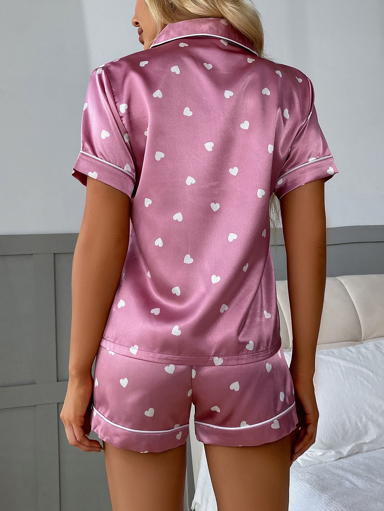 Imitated Silk Love Heart Print Short Sleeve Top And Shorts Pajamas Set